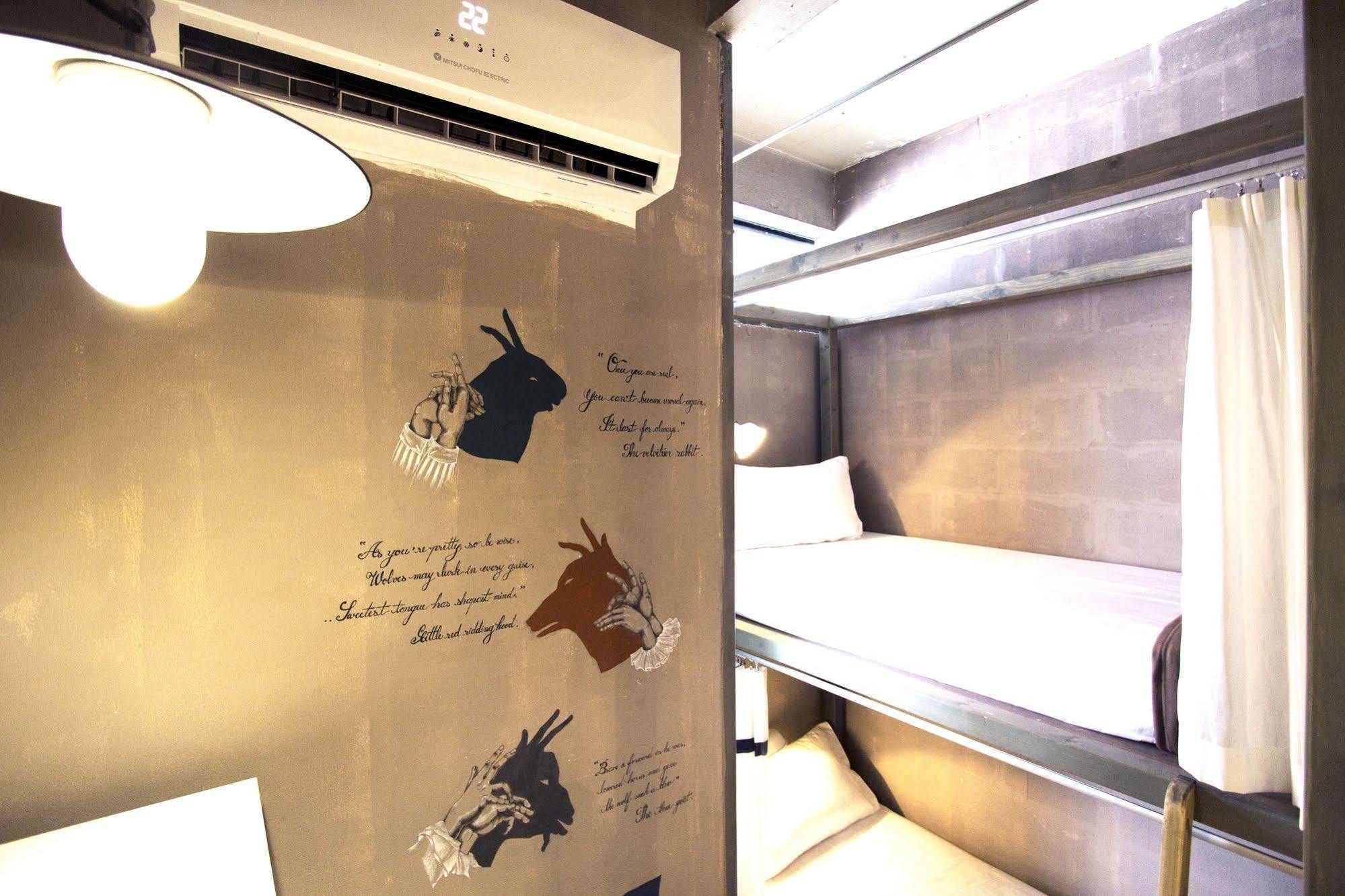 Oneday Hostel Sukhumvit 26 Bangkok Exteriör bild